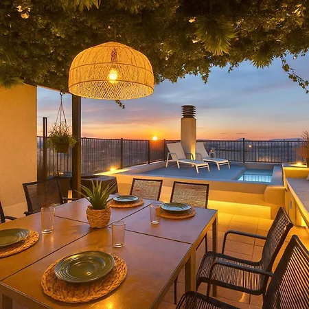 Apartment Mediterranean Way - Skyfall